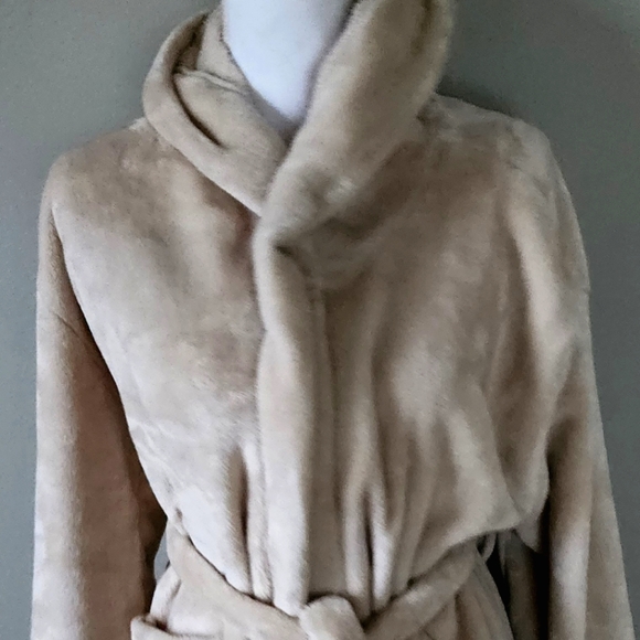 SUMMER & ROSE Plush Hooded Bathrobe /L-XL - Picture 8 of 8